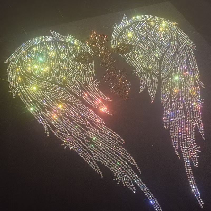 Stilvolle DIY-Kleidungsaufkleb – Hotfix Rhinestone Sheet Bewertung und Preis